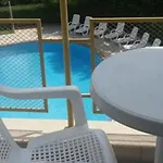 Deva Σάνι Μπιτς