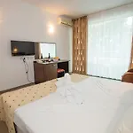 Deva Σάνι Μπιτς