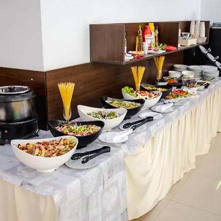 Deva Hotell 3*